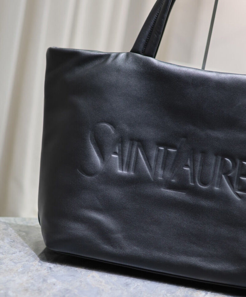 Saint Laurent Tote In Nappa Lambskin Black